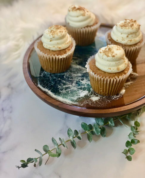 Ocean Resin Acacia Wood Cake/Dessert Stand